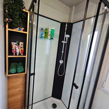 Innova Travelvir - Mobhome Megan *