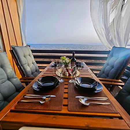 Innova Travelvir - Mobhome Megan Ferienhaus