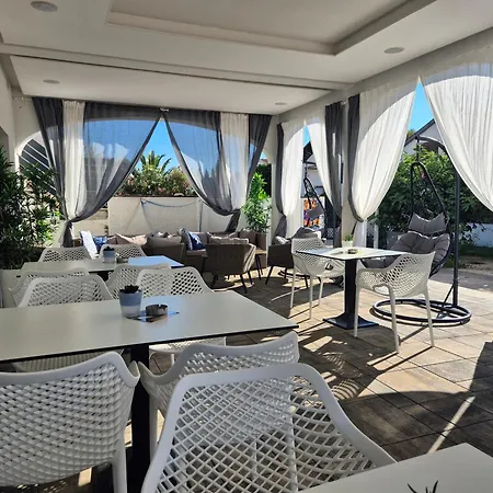 Ferienhaus Innova Travelvir - Mobhome Megan *