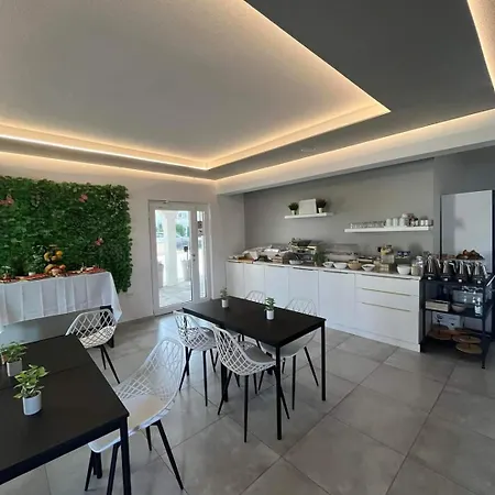 Ferienhaus Innova Travelvir - Mobhome Megan